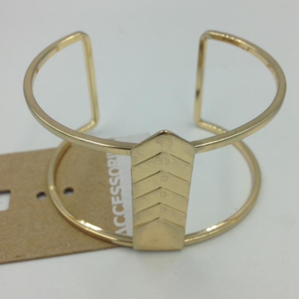 Old Navy Gold Bracelet